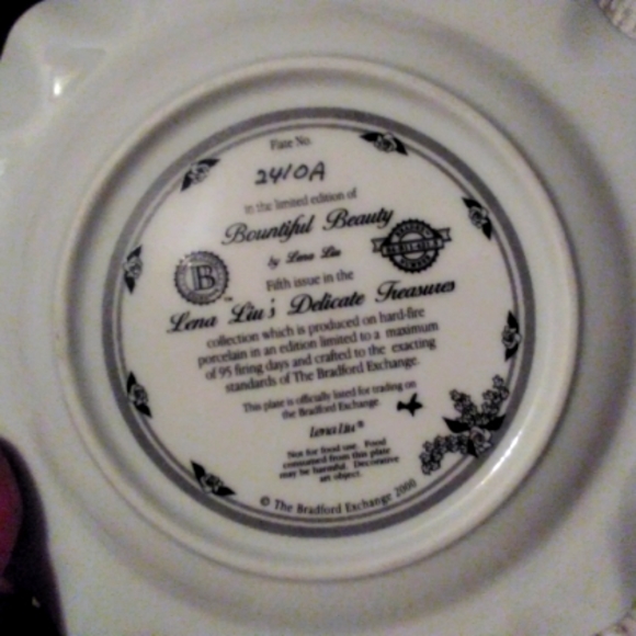 Lena Liu Collector Plate - Picture 4 of 6
